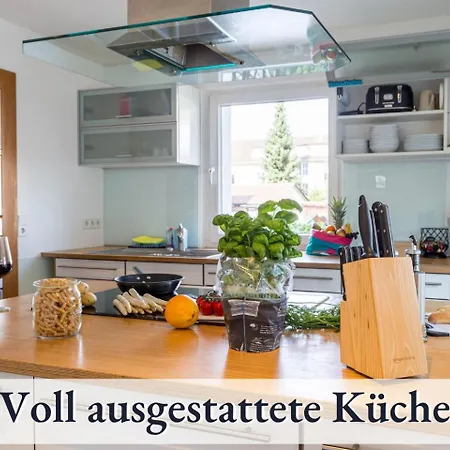 Relaxapartment Fuer Bis Zu 8 Gaeste, Familienfreundlich, Mit Viel Platz Und Garten